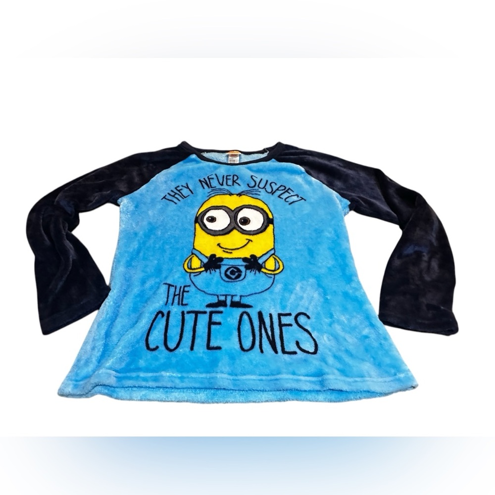 SMinions Raglan style Soft Fuzzy Blue Sleep Top the Cute Ones‎ size large